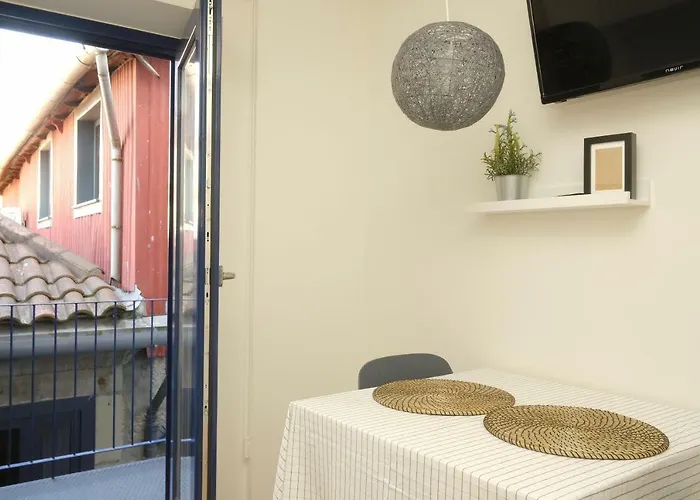 Oporto Wall Apartments