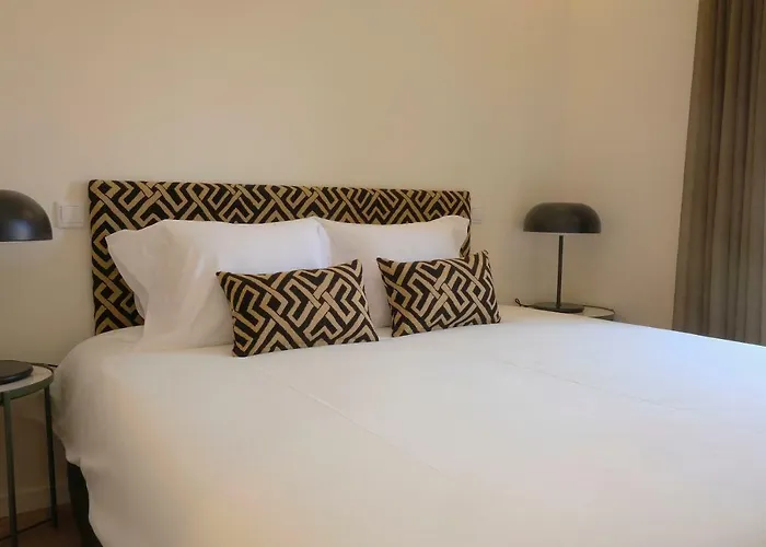 アパート Oporto Wall Apartments ポルト