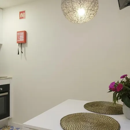 Oporto Wall Apartments *