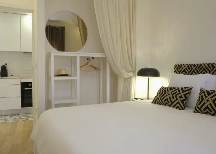 Oporto Wall Apartments Apartment