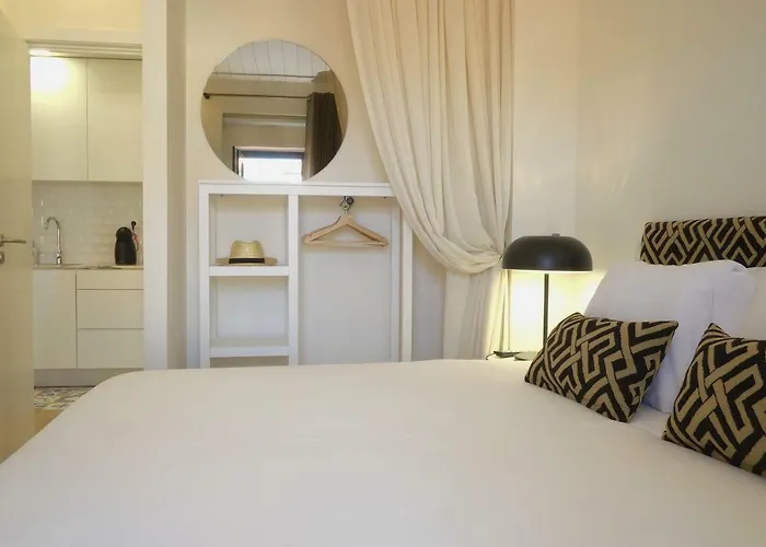 Oporto Wall Apartments פורטו