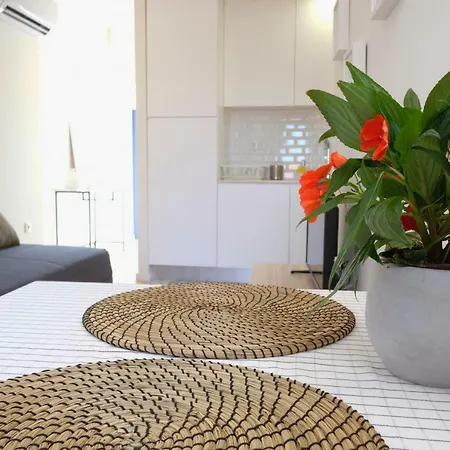 Oporto Wall Apartments Порту