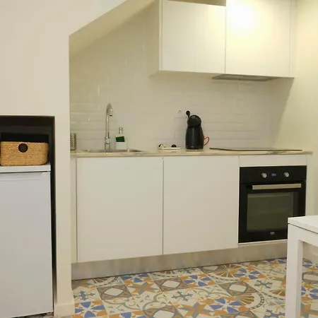 Апартаменты Oporto Wall Apartments Порту