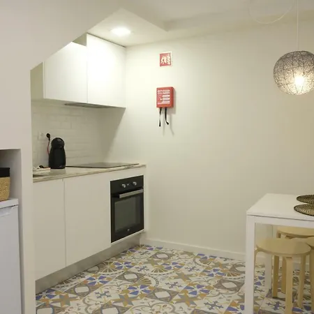Апартаменты Oporto Wall Apartments Порту