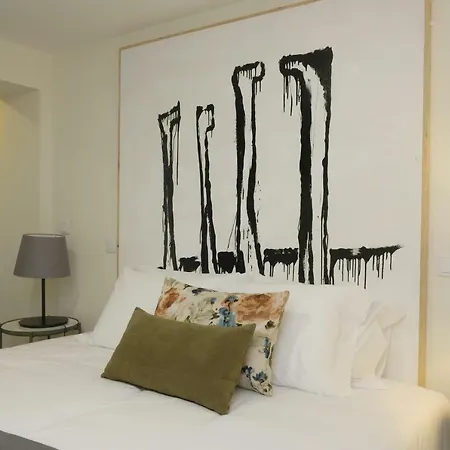 Oporto Wall Apartments Порту