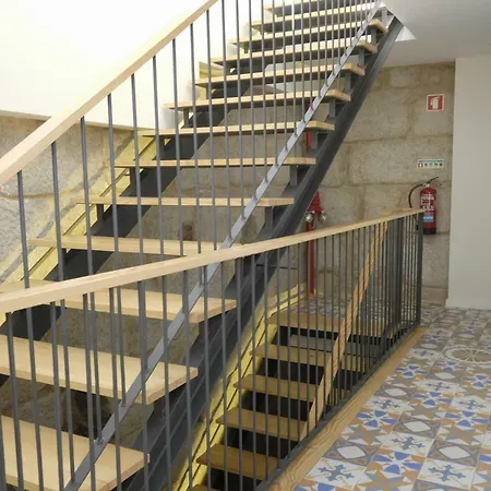 Oporto Wall Apartments شقة