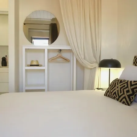 Oporto Wall Apartments Порту