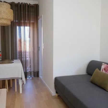 Апартаменты Oporto Wall Apartments Порту