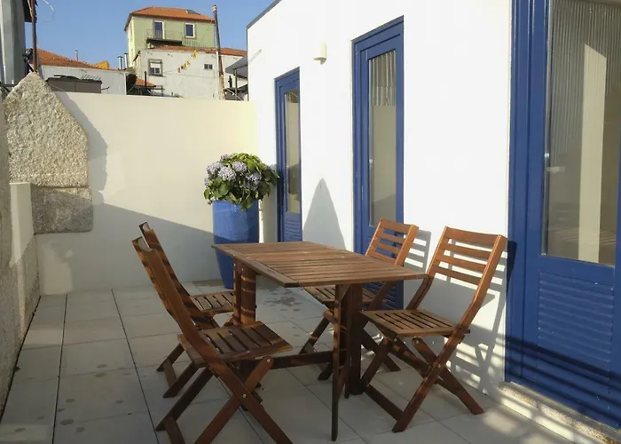 Oporto Wall Apartments شقة بورتو
