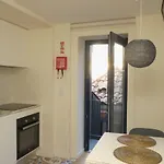 Oporto Wall Apartments Daire Porto